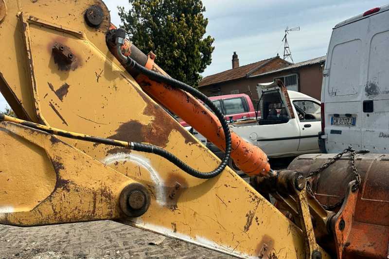 OmecoHub - Immagine FIAT HITACHI FH200E